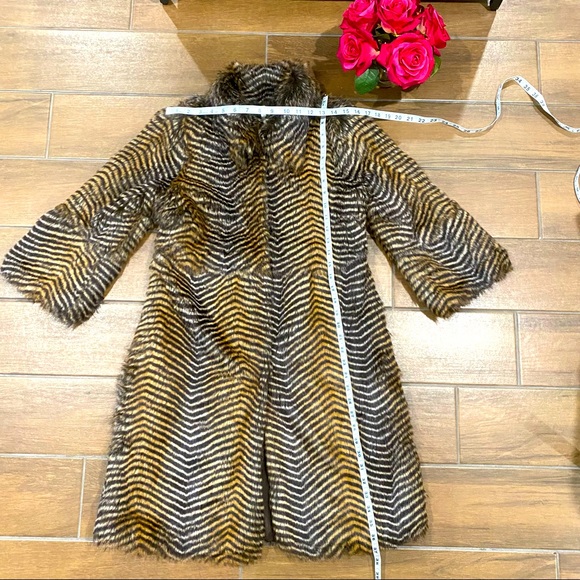Willow & Clay Lux Faux Long Coat (Size S)🌹 - Picture 11 of 16